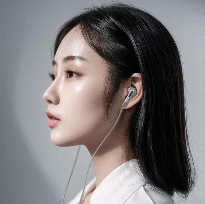 Actual product image FiiO FF1 (No noise cancelling, Cable)