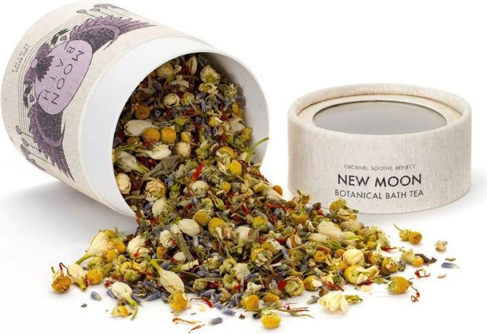 Actual product image Moon Bath Badetee Crescent Lunar Set (265 ml, Bath salts)