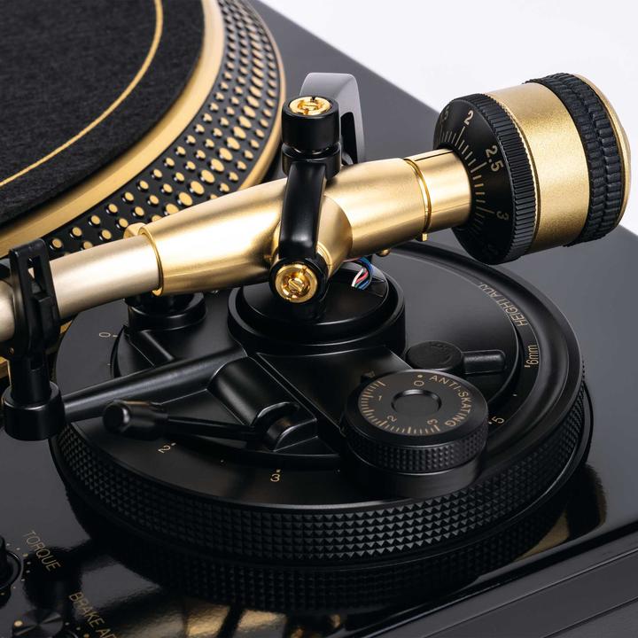 Actual product image reloop RP-7000 MK2 Limited Gold Edition