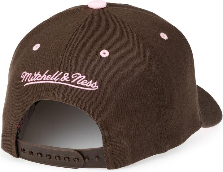 Actual product image Mitchell & Ness Snapback Stretch Cap SUGAR Brand Logo (One size)
