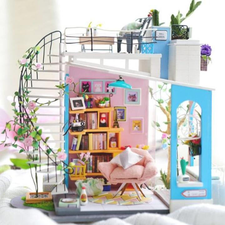 Immagine prodotto Robotime Loft di Dora