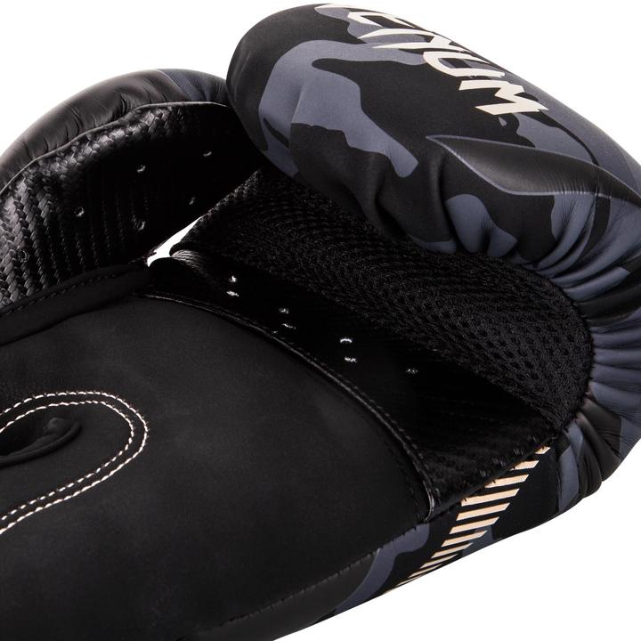 Immagine prodotto Venum 'IMPACT' BOXING GLOVES 10OZ (10 OZ, 10)