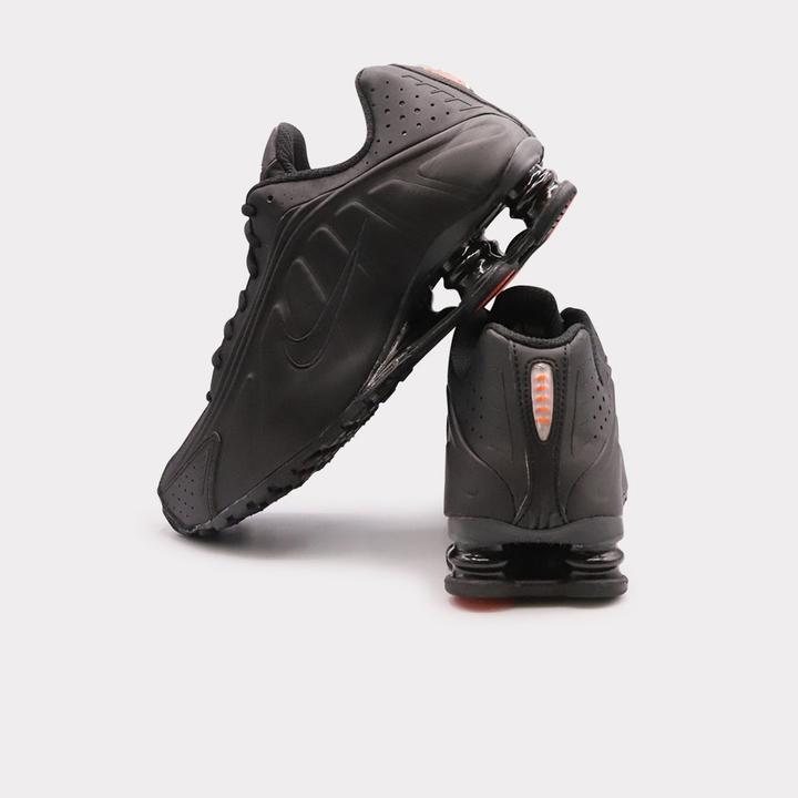 Actual product image Nike Shox R4 (39)