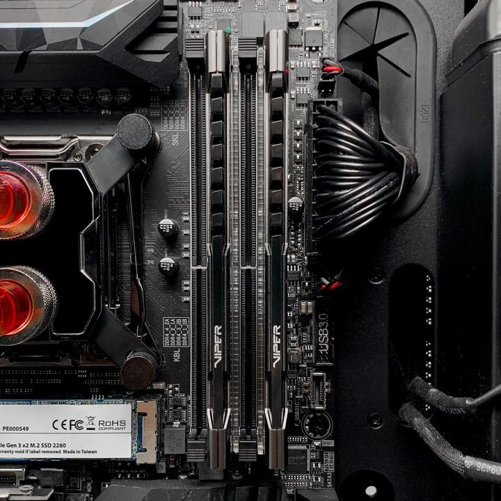 Produktbild Patriot DUPLIKAT Viper Steel (2 x 8GB, 3200 MHz, DDR4-RAM, DIMM)