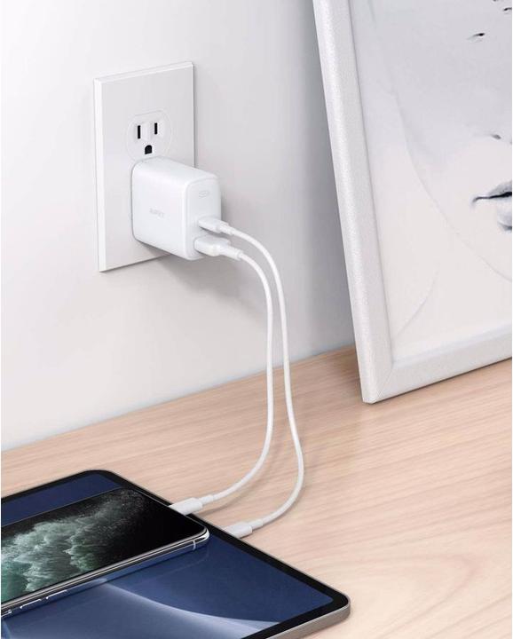Actual product image Aukey Swift (32 W)