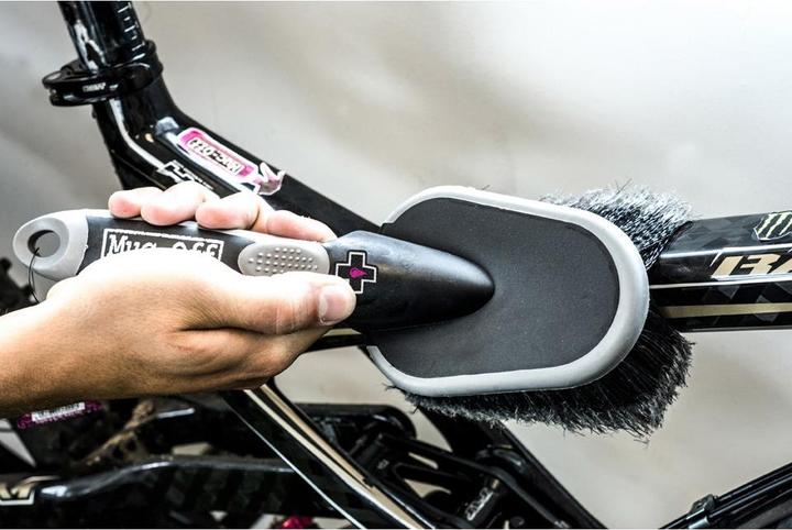 Produktbild Muc-Off Soft Washing" Bürste (3360 ml, Bürste)