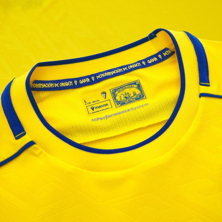 Immagine prodotto Macron FC Cadiz Trikot (L)
