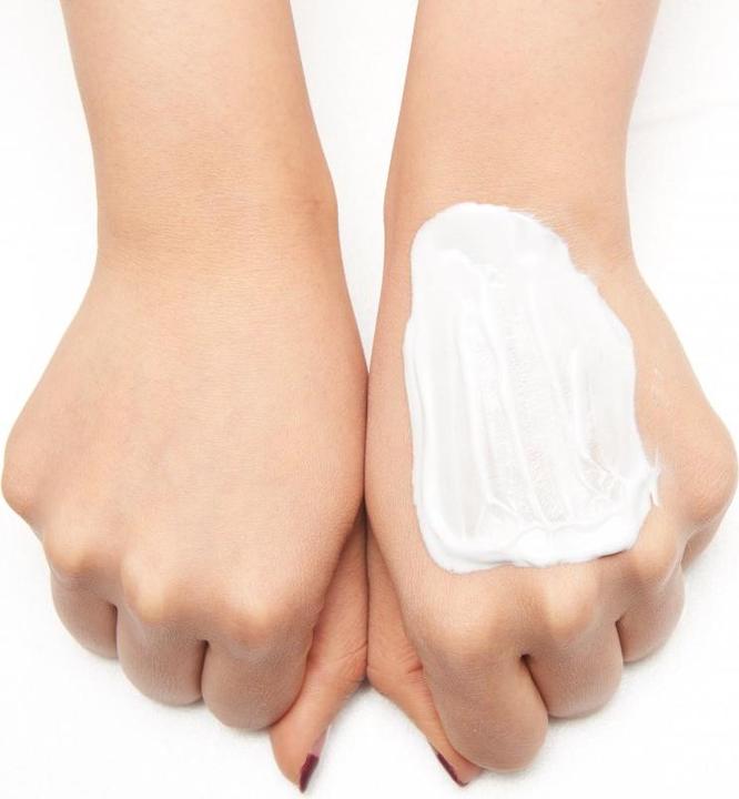 Actual product image G9 Skin white in milk whipping cream (Day cream)