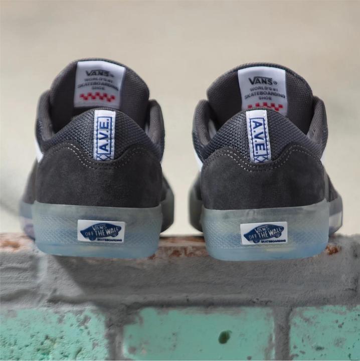Actual product image Vans AVE Pro (37)