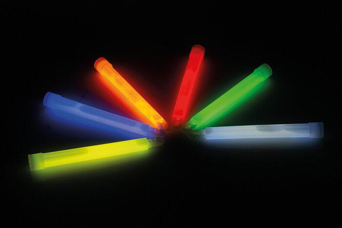 Actual product image Cyalume ChemLight 6", yellow, 15 cm, 12 h