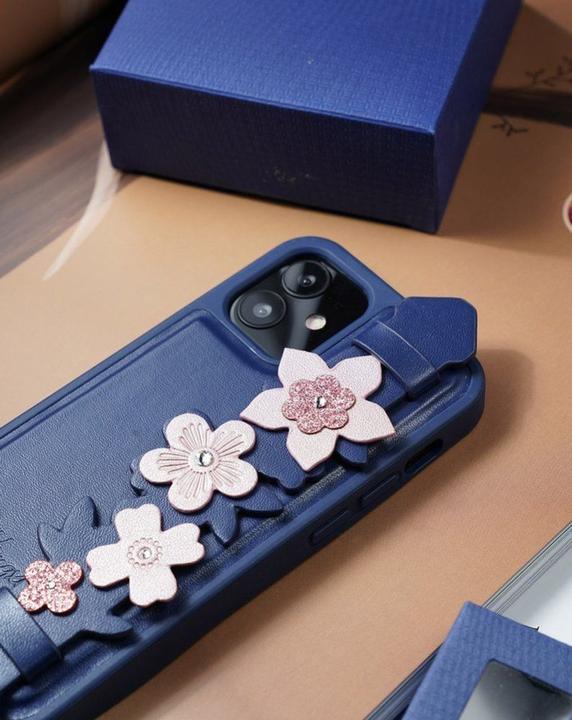 Image du produit Kingxbar Sweet Series étui décoré avec des cristaux Swarovski originaux iPhone 12 Pro Max noir (Apple iPhone 12 Pro Max)