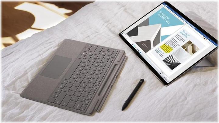 Produktbild Microsoft Surface Pro X (13", Microsoft SQ1, 16 GB, 512 GB)