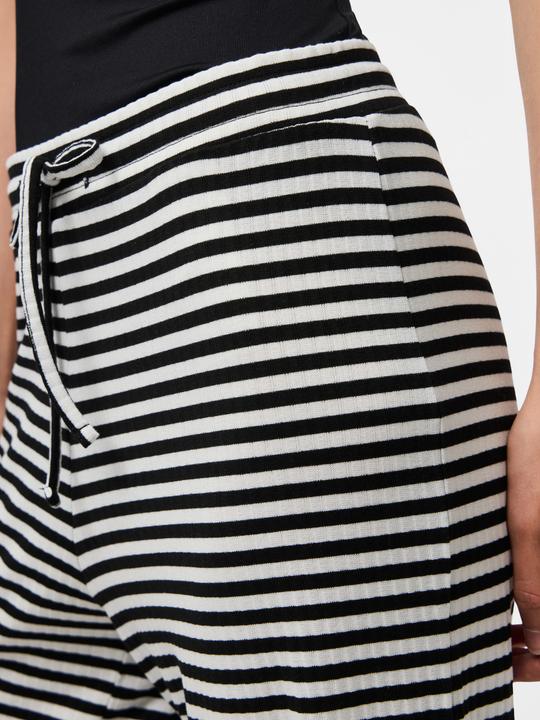 Produktbild Pieces PCLAYA Hose mit weitem Bein (L)