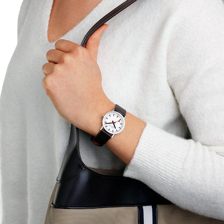 Immagine prodotto Mondaine Classico - Lucido vegano (Orologio da polso analogico, Fatto in Svizzera, 30 mm)