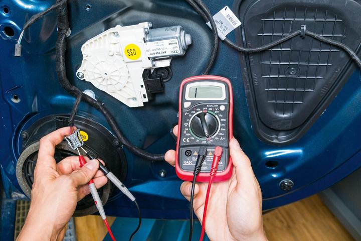 Produktbild Vigor Digital Multimeter ∙ V4324 (CAT II)
