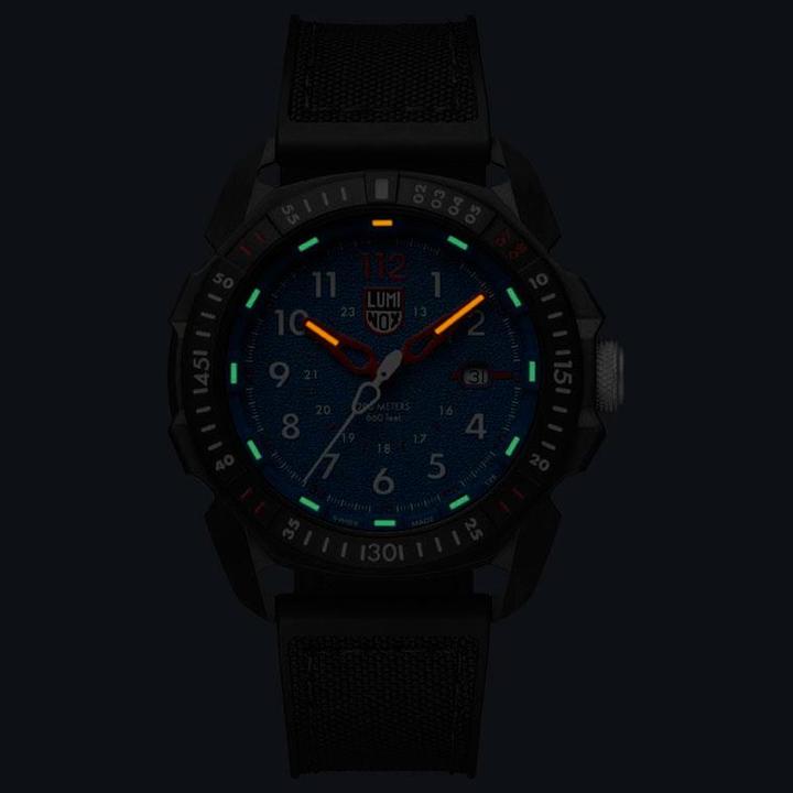 Actual product image Luminox Ice-Sar Arctic 1000 Series (Analogue wristwatch, Swiss made, 46 mm)