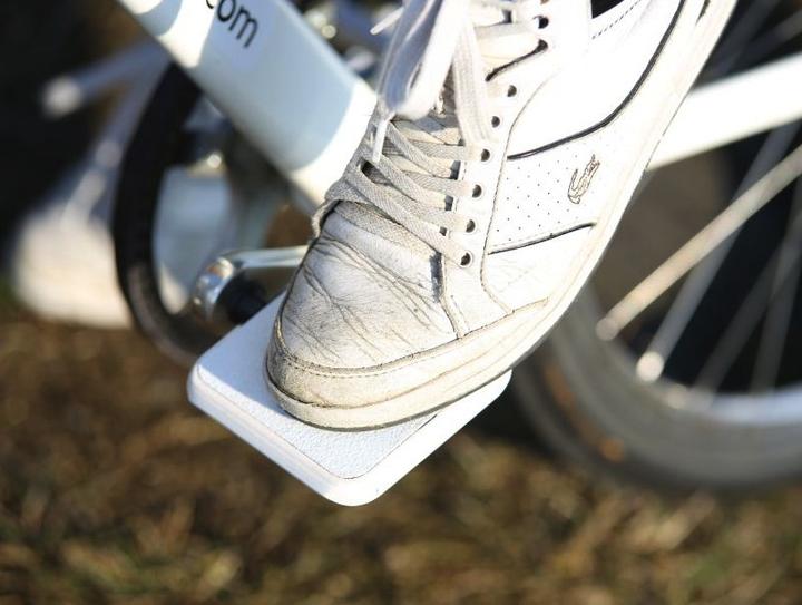 Actual product image Moto Colour