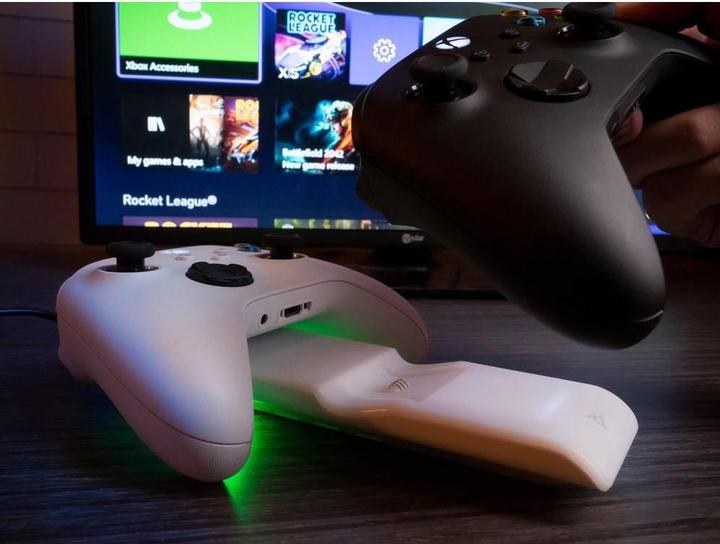 Produktbild PDP Metavolt Dual Charger (Xbox Series S, Xbox Series X, Xbox One X, Xbox One S)