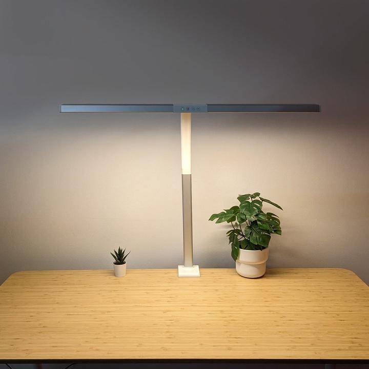 Actual product image FeinTech Desk lamp (1200 lm)
