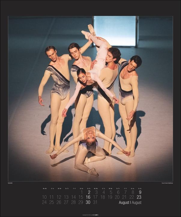 Actual product image Stuttgarter Ballett Kalender 2026 (46 x 55 cm, Hardcover, German, English)
