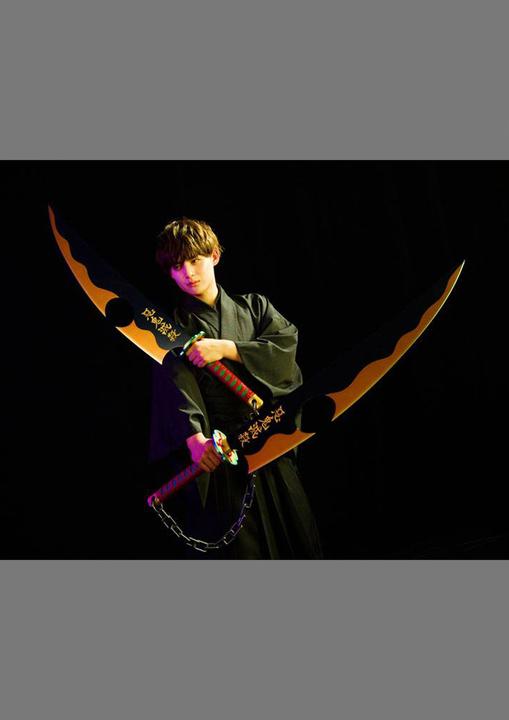 Produktbild Tamashii Nation Demon Slayer - Tengen Uzui Schwert Nichirin