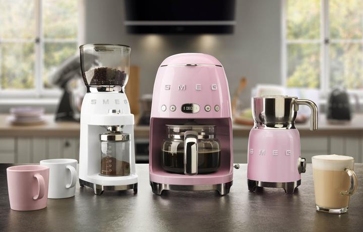 Productafbeelding Smeg DCF02PKEU Koffiezetapparaat