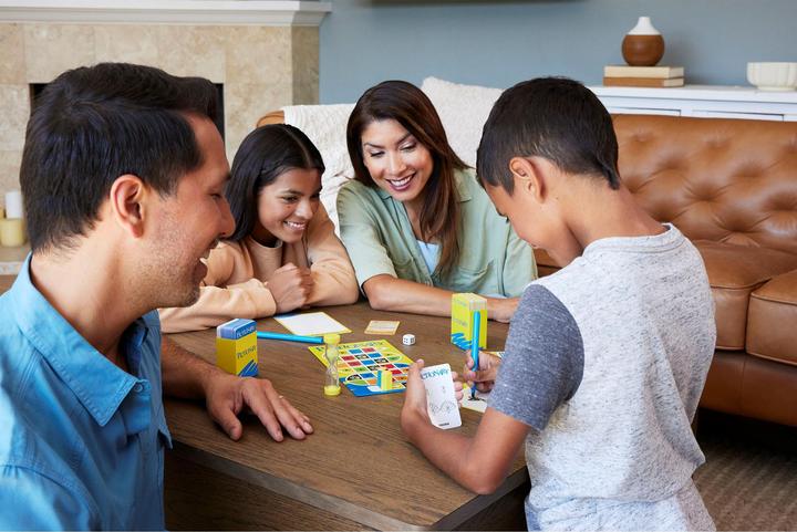 Actual product image Mattel Pictionary (German)