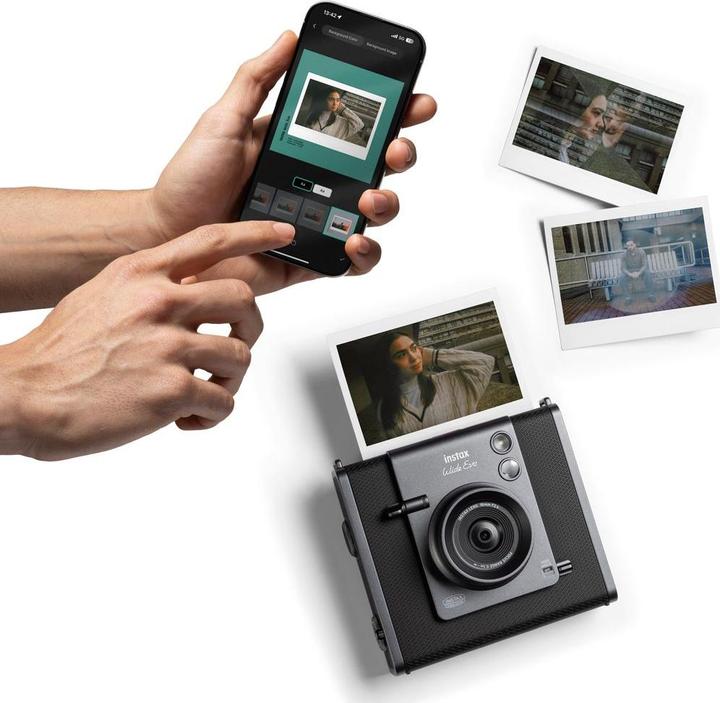 Actual product image Fujifilm Instax Wide Evo Black