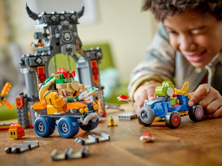 Image du produit LEGO Mario Kart - La forteresse de Bowser (72039, LEGO Super Mario)