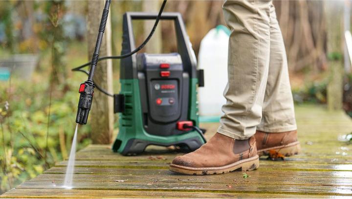 Produktbild Bosch Home & Garden UniversalAquatak 36V-100 (Akkubetrieb)