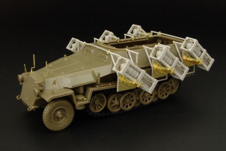 Hauler Sd Kfz 251 Stuka On foot conv