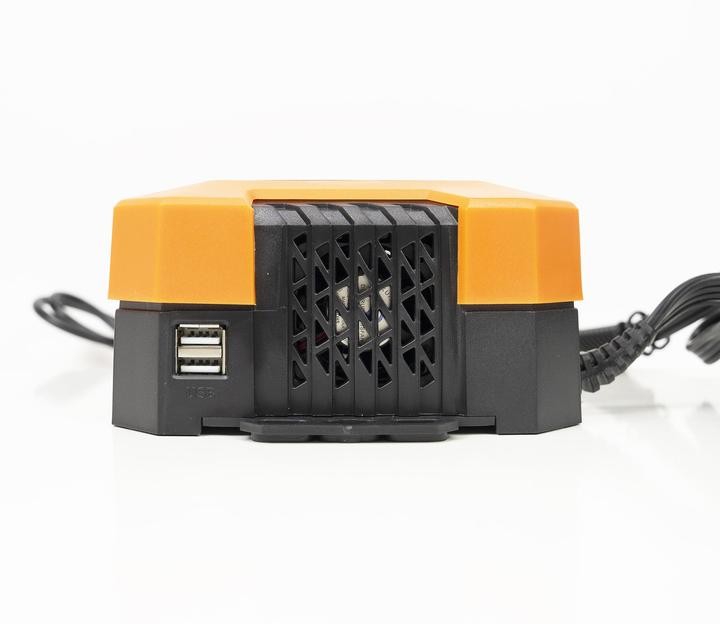 Actual product image PNI Charger and rectifier C130 for car batteries, 230 V input