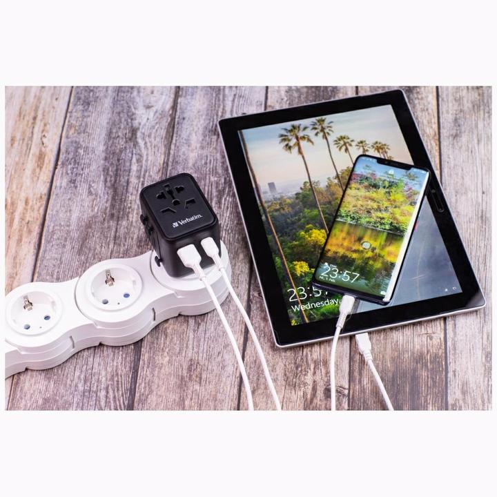 Image du produit Verbatim Adaptateur universel de voyage avec 1 x USB-C PD 20W / 1 x USB-A QC 3.0