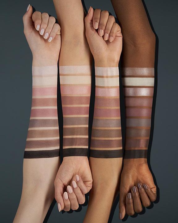 Actual product image Catrice Eyeshadow Palette The Dry Rosé Collection Rosé All Day (Rosé all day)