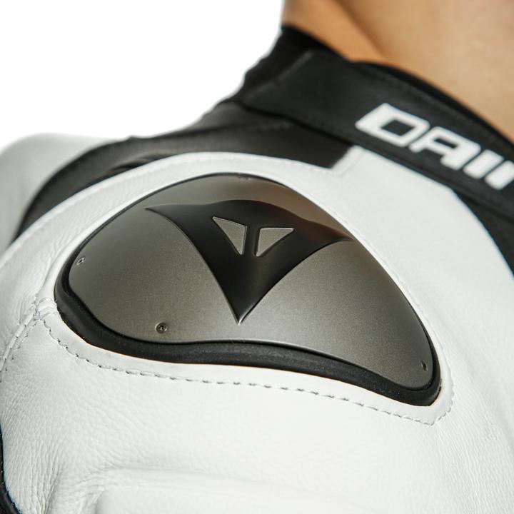 Produktbild Dainese Lederkombi perf. 1-tlg. LAGUNA SECA 5 K/L (Herren, 98)