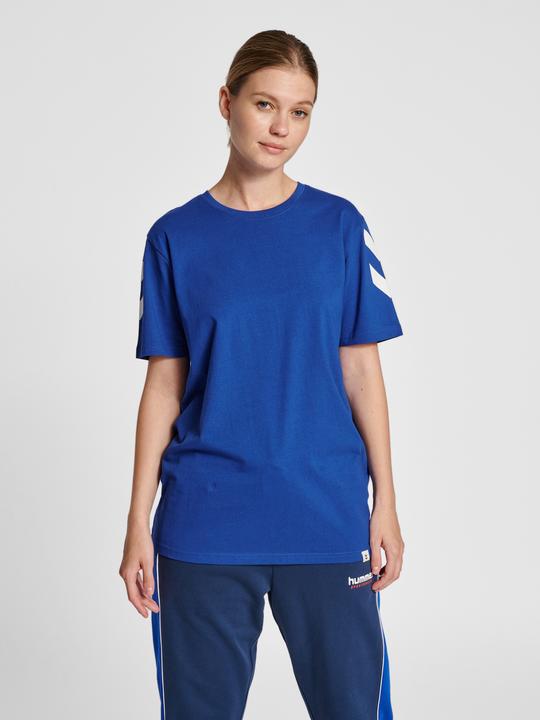 Actual product image hummel Legacy Chevron T-Shirt (L)