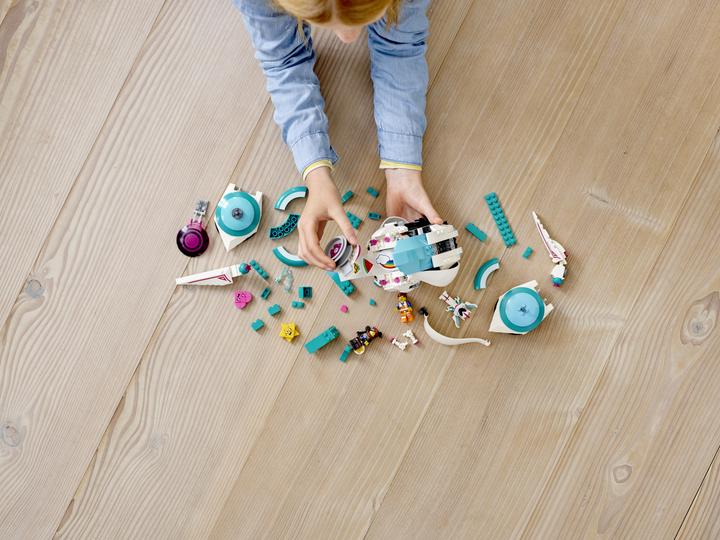 Actual product image LEGO Sweet Mishmash Systar Spaceship (70830)