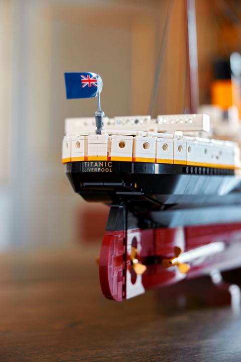Actual product image LEGO Titanic (10294, LEGO Creator Expert, LEGO Rare Sets)
