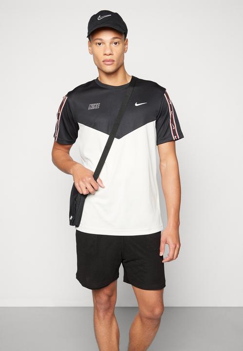Produktbild Nike NSW Repeat T-Shirt - 84105 (M)