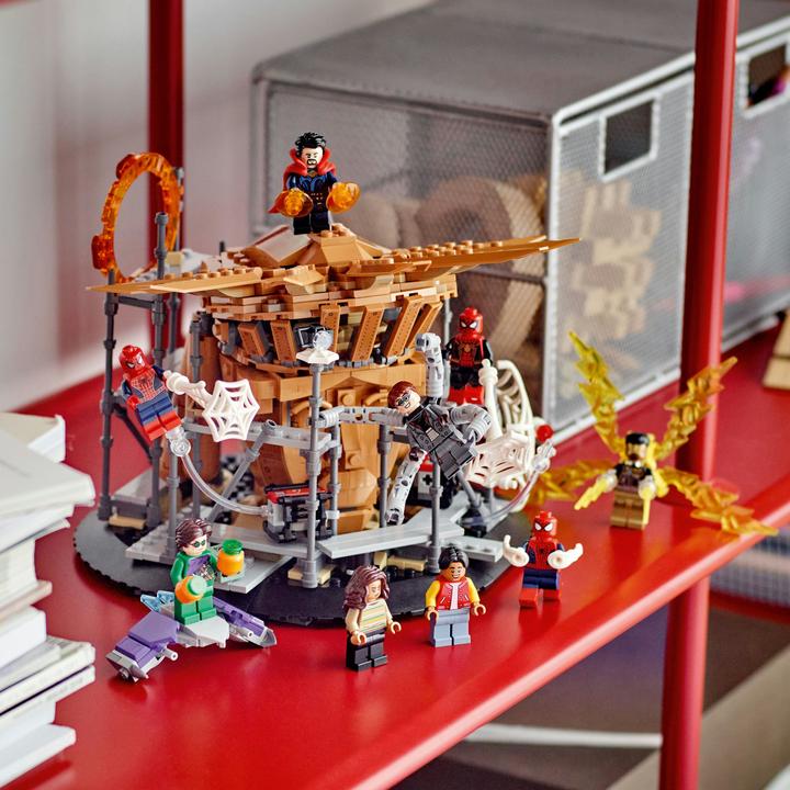 Actual product image LEGO Spider-Man's Big Showdown (76261, LEGO Marvel)