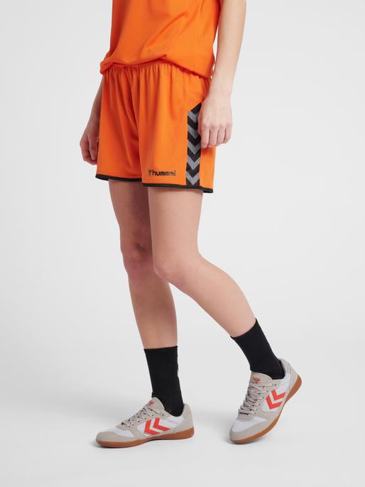 Image du produit hummel Authentic Poly Short Woman (XL)