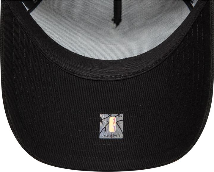 Actual product image New Era E-Frame Snapback Cap - SIDEPATCH Chicago Bulls (One size)