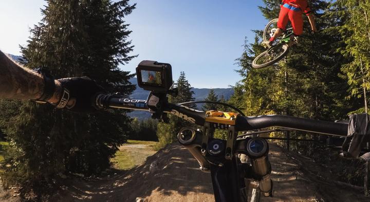 Image du produit GoPro Grande fixation pour tube, arceaux, tuyaux et autres (Universel, Héros 9)