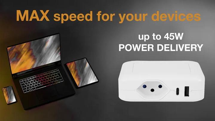 Immagine prodotto Steffen Stazione di ricarica IQ (3 x, USB-A, USB-C, Tipo 13, 1.50 m)