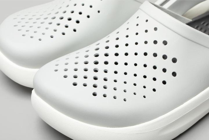 Actual product image Crocs InMotion Clog (42, 42.5, 43, 42 2/3)