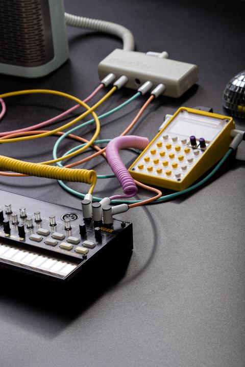 Actual product image MyVolts AABEPO2 - Pocket Operator Case - Purple (Keyboard)