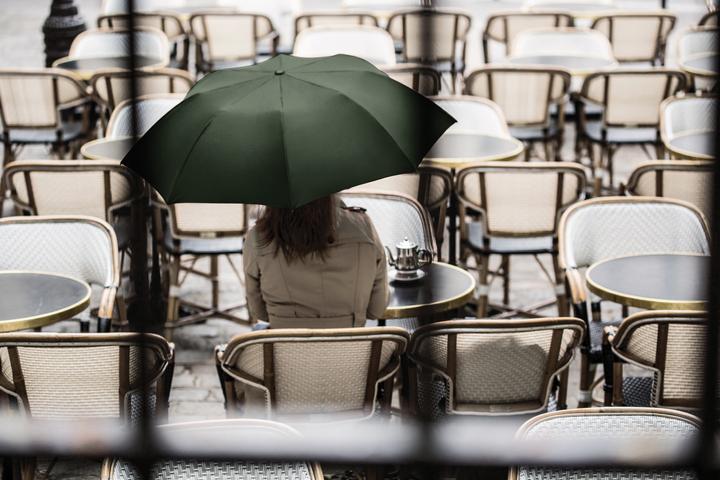 Actual product image Lexon Minihook Umbrella