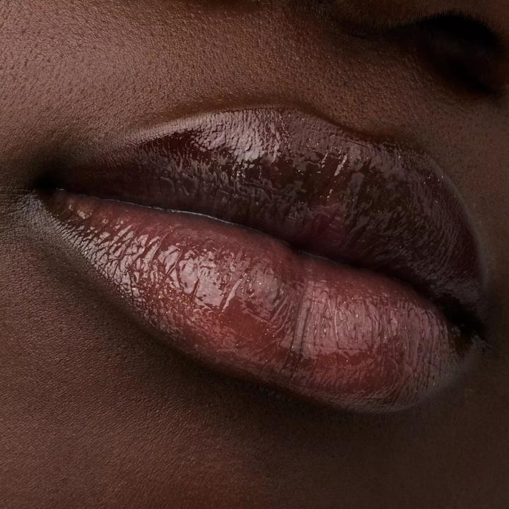 Image du produit Catrice Lip Jam Hydrating Lip Gloss Honey, I'm Home (060 Miel, I'm Home)