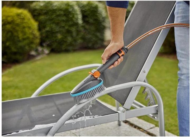 Actual product image Gardena Cleansystem hand brush M soft