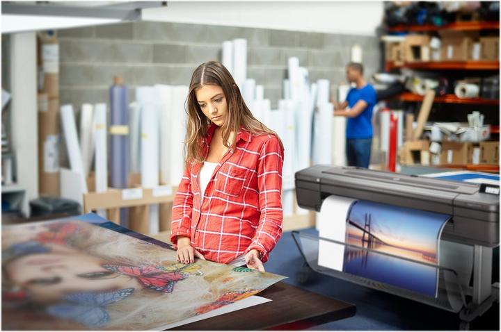 Actual product image HP Z9+DR PS, 44" DesignJet (Thermal printing, Black and white)